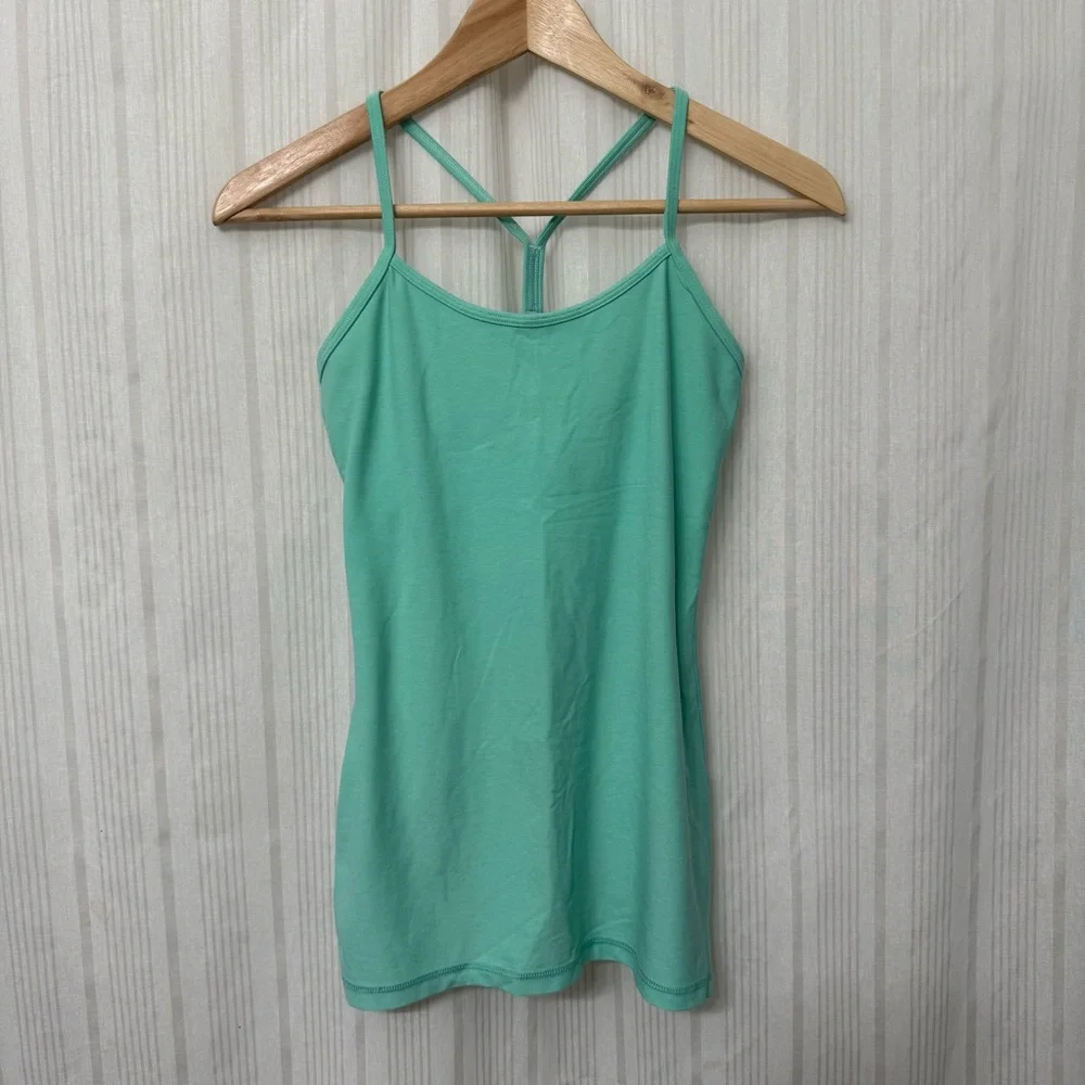🍋 Lululemon Power Y Tank in Bali Breeze size 4 *small flaw*